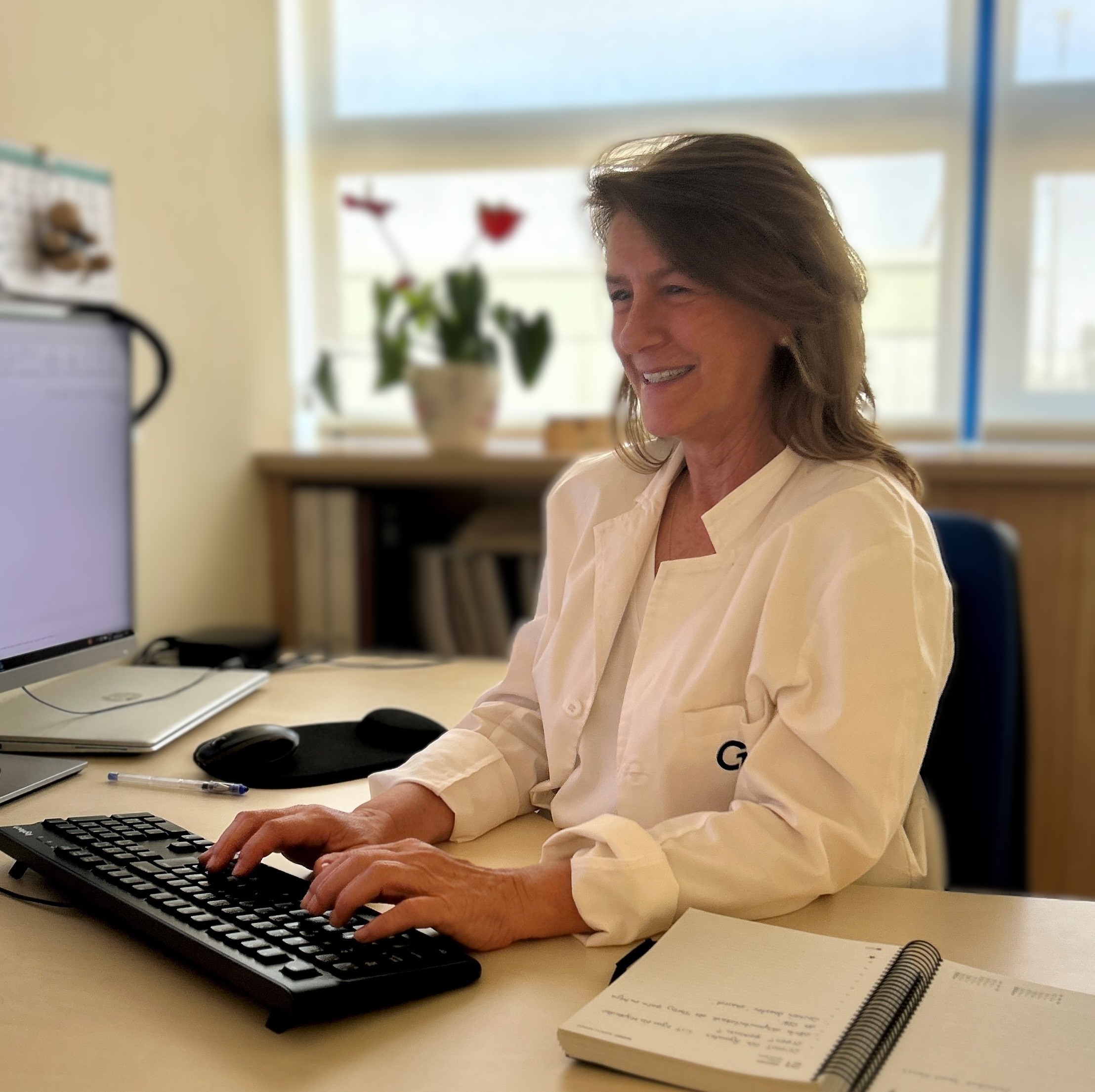 Gloria_Gurit office_cropped