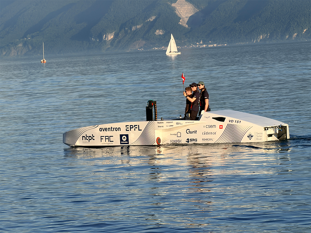Swiss-Solar-Boat